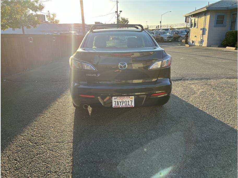 used 2013 Mazda Mazda3 car, priced at $10,895