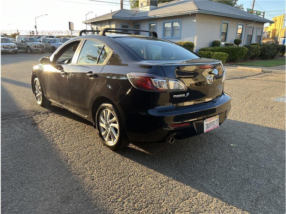 used 2013 Mazda Mazda3 car, priced at $10,895