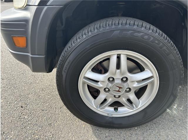 used 2001 Honda CR-V car, priced at $7,995