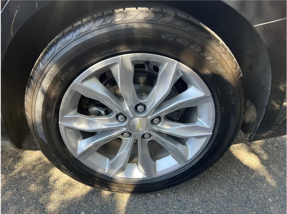 used 2019 Chevrolet Malibu car, priced at $13,895