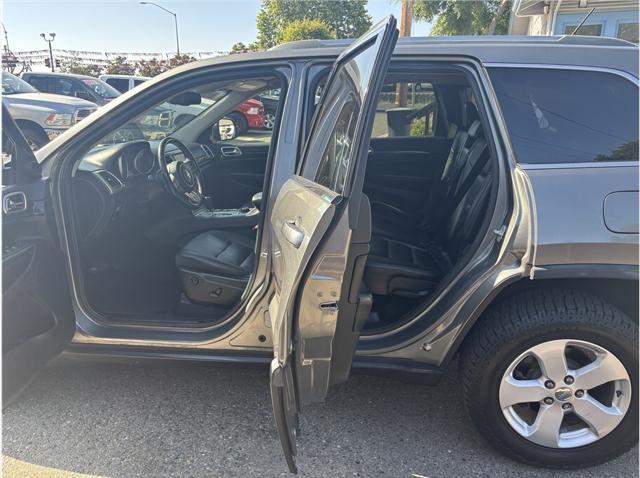 used 2011 Jeep Grand Cherokee car, priced at $5,995