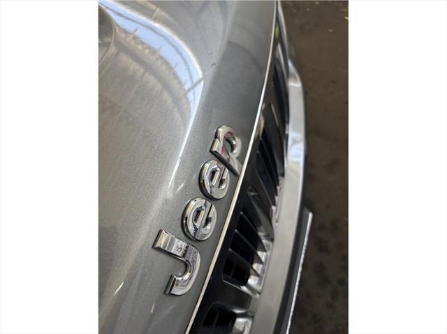 used 2011 Jeep Grand Cherokee car, priced at $5,995