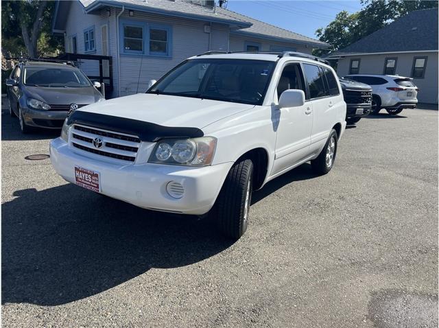 used 2002 Toyota Highlander car, priced at $10,995