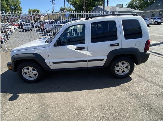 used 2007 Jeep Liberty car, priced at $4,995