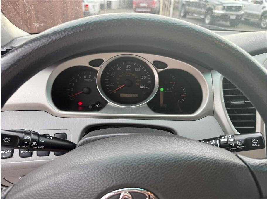 used 2004 Toyota Highlander car, priced at $7,995