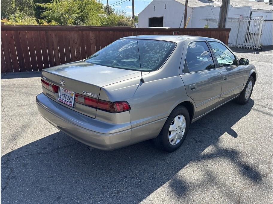 used 1998 Toyota Camry car, priced at $4,995