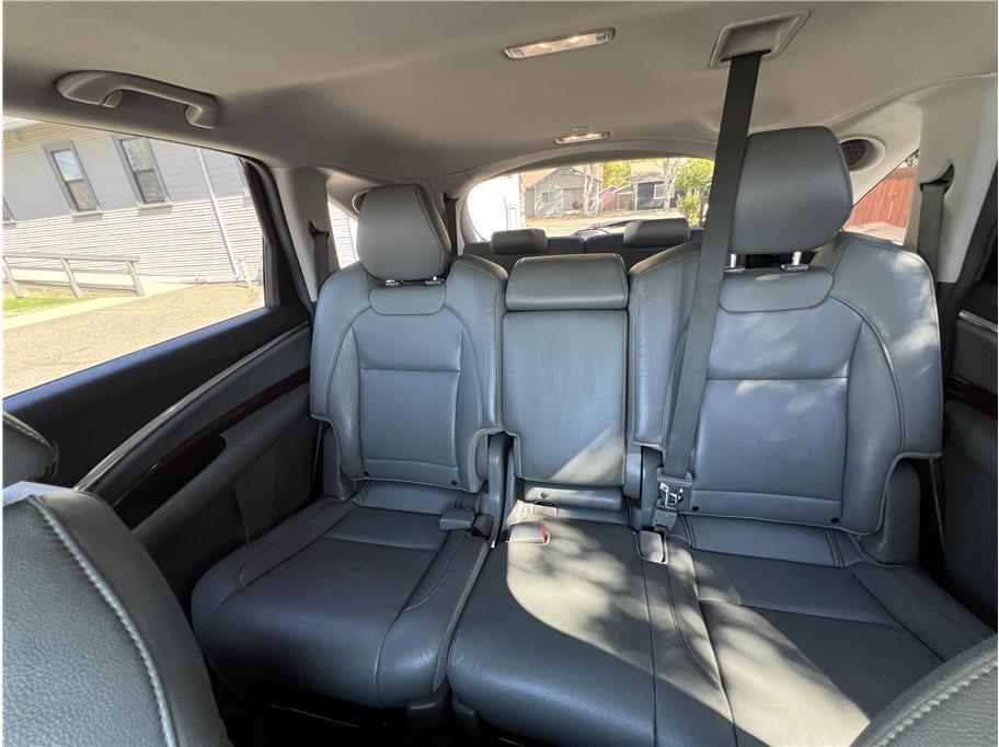 used 2014 Acura MDX car, priced at $14,895