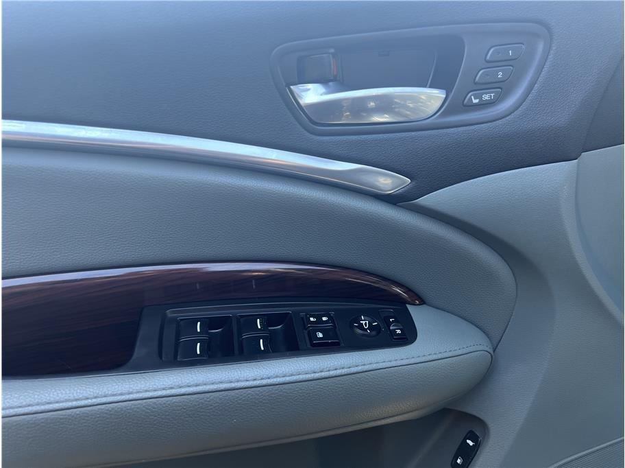 used 2014 Acura MDX car, priced at $14,895