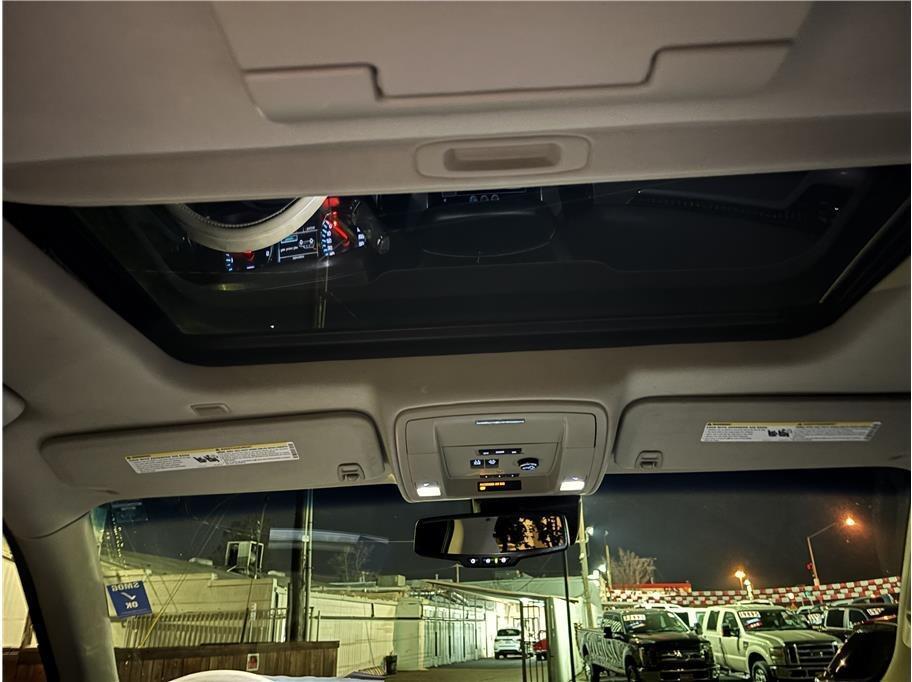used 2015 Chevrolet Suburban car, priced at $18,995
