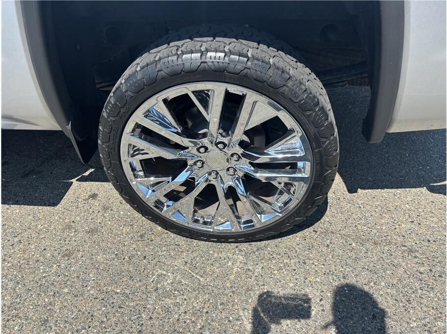 used 2018 GMC Sierra 1500 car, priced at $18,975