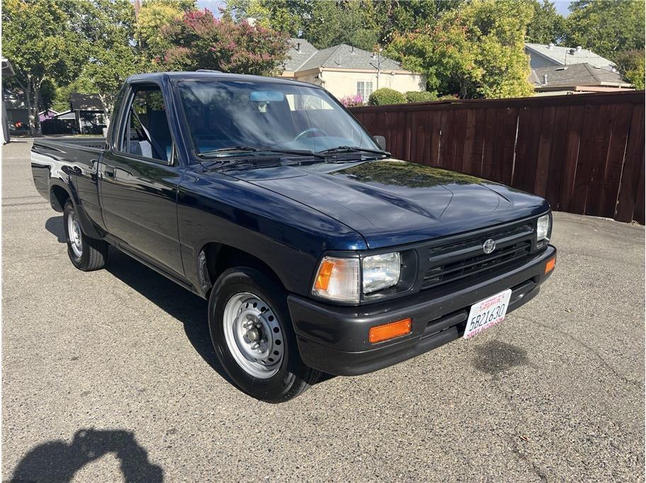 used 1995 Toyota Pickup Truck car, priced at $9,995