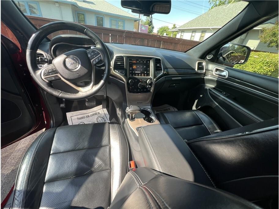 used 2015 Jeep Grand Cherokee car, priced at $14,995
