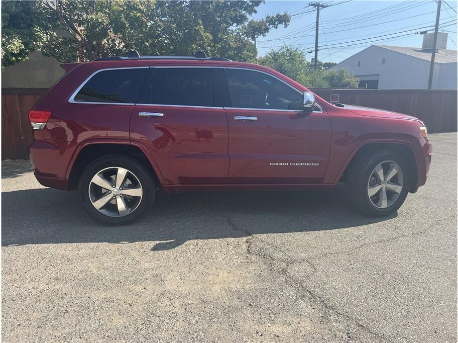 used 2015 Jeep Grand Cherokee car, priced at $14,995