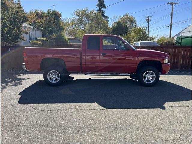 used 2001 Dodge Ram 1500 car, priced at $11,995