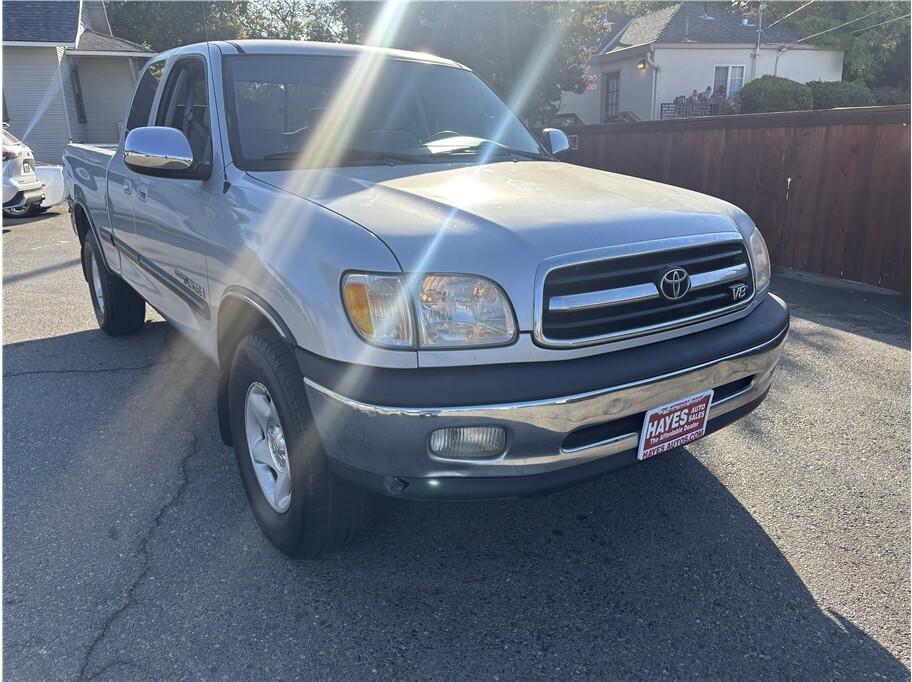 used 2000 Toyota Tundra car, priced at $6,995