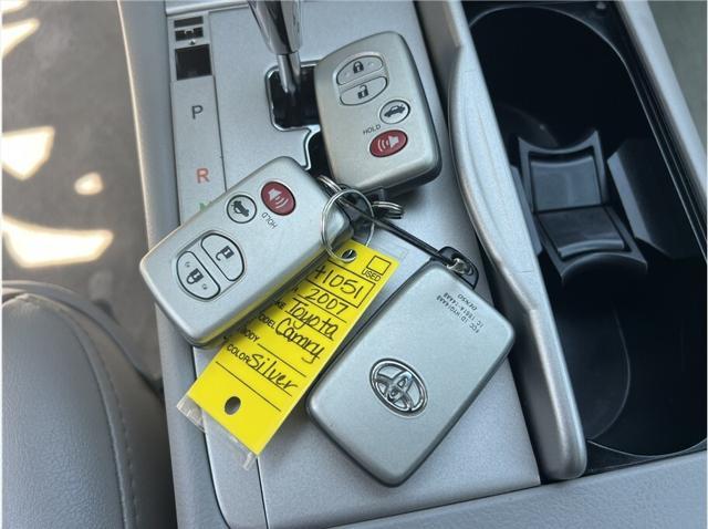 used 2007 Toyota Camry Hybrid car, priced at $13,995