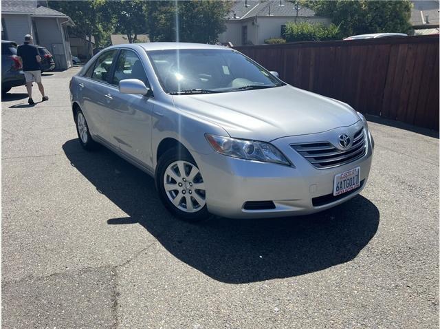 used 2007 Toyota Camry Hybrid car, priced at $13,995