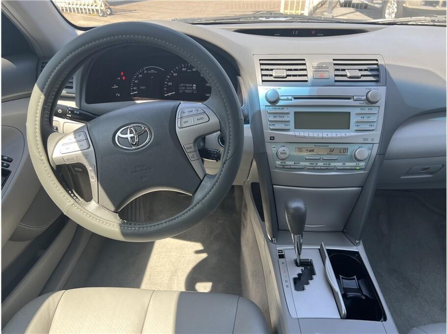 used 2007 Toyota Camry Hybrid car, priced at $13,995