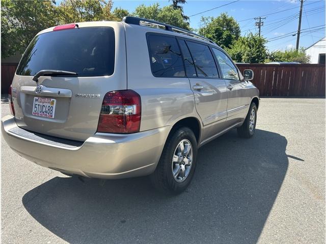 used 2006 Toyota Highlander car, priced at $8,995
