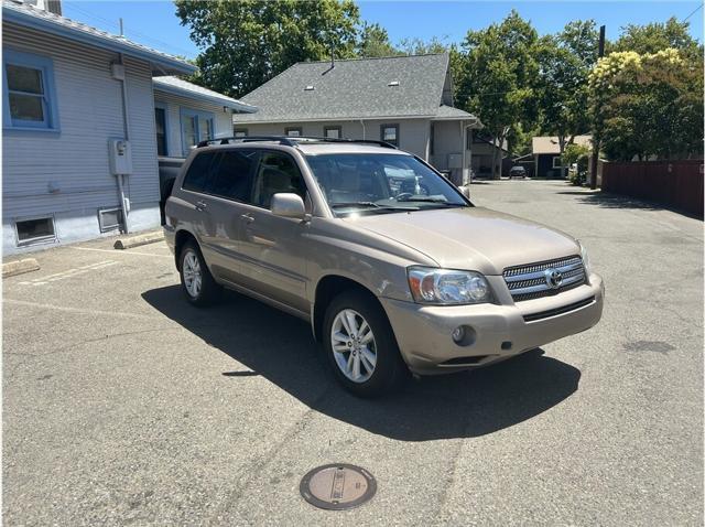 used 2006 Toyota Highlander Hybrid car, priced at $7,995