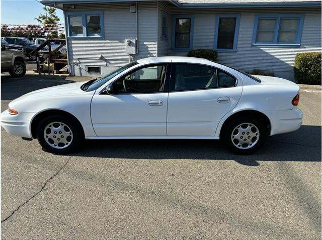 used 2002 Oldsmobile Alero car, priced at $5,995