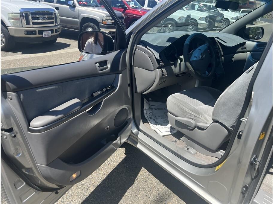 used 2007 Toyota Sienna car, priced at $6,995