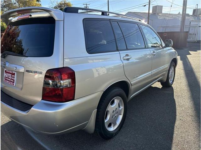 used 2006 Toyota Highlander car, priced at $9,995