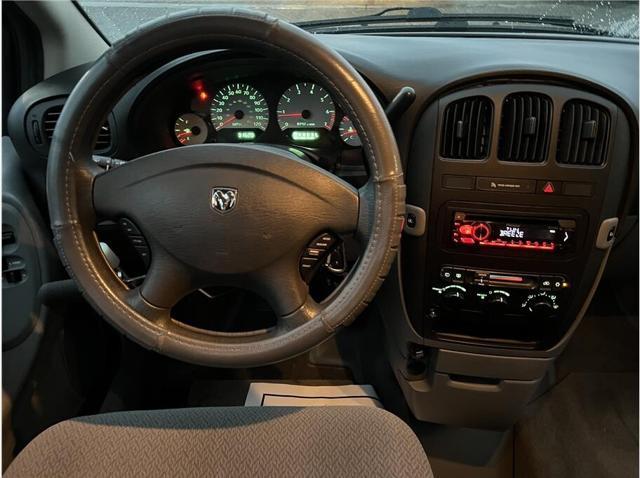 used 2006 Dodge Grand Caravan car, priced at $14,995