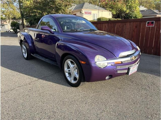 used 2004 Chevrolet SSR car, priced at $19,995