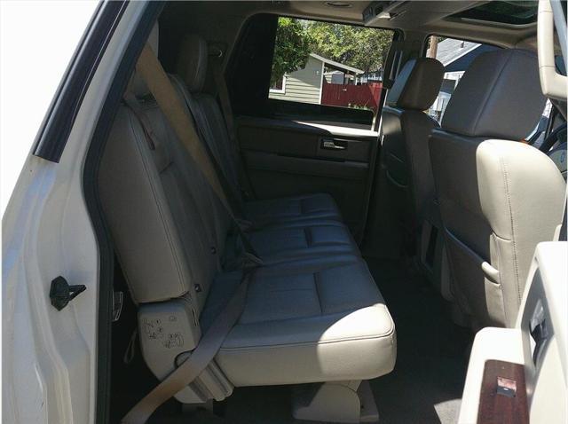 used 2007 Ford Expedition EL car, priced at $7,995