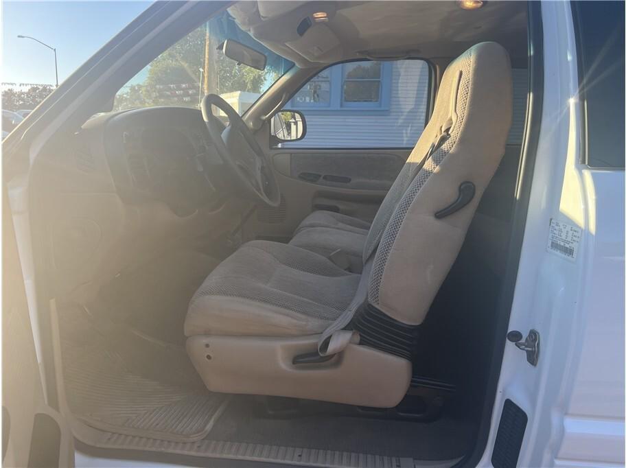 used 1998 Dodge Ram 1500 car, priced at $10,995