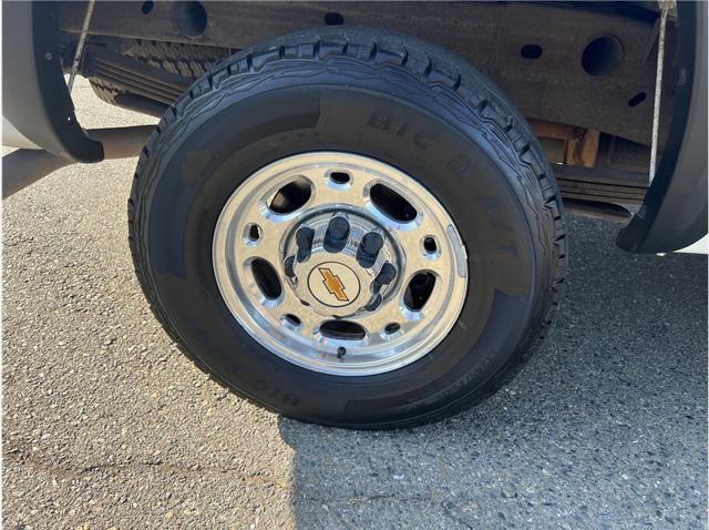 used 2001 Chevrolet Silverado 2500 car, priced at $5,995