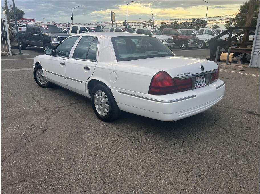 used 2004 Mercury Grand Marquis car, priced at $6,995