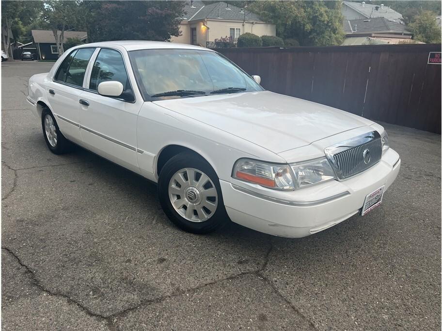 used 2004 Mercury Grand Marquis car, priced at $6,995