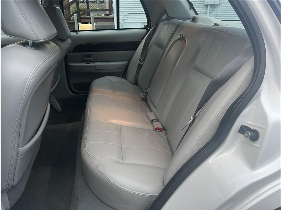 used 2004 Mercury Grand Marquis car, priced at $6,995