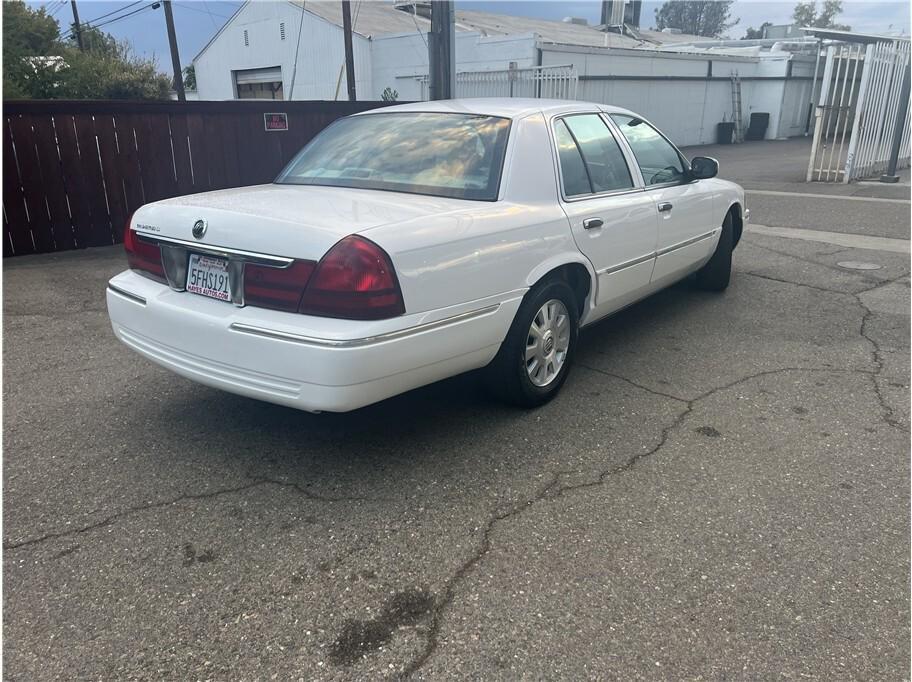 used 2004 Mercury Grand Marquis car, priced at $6,995