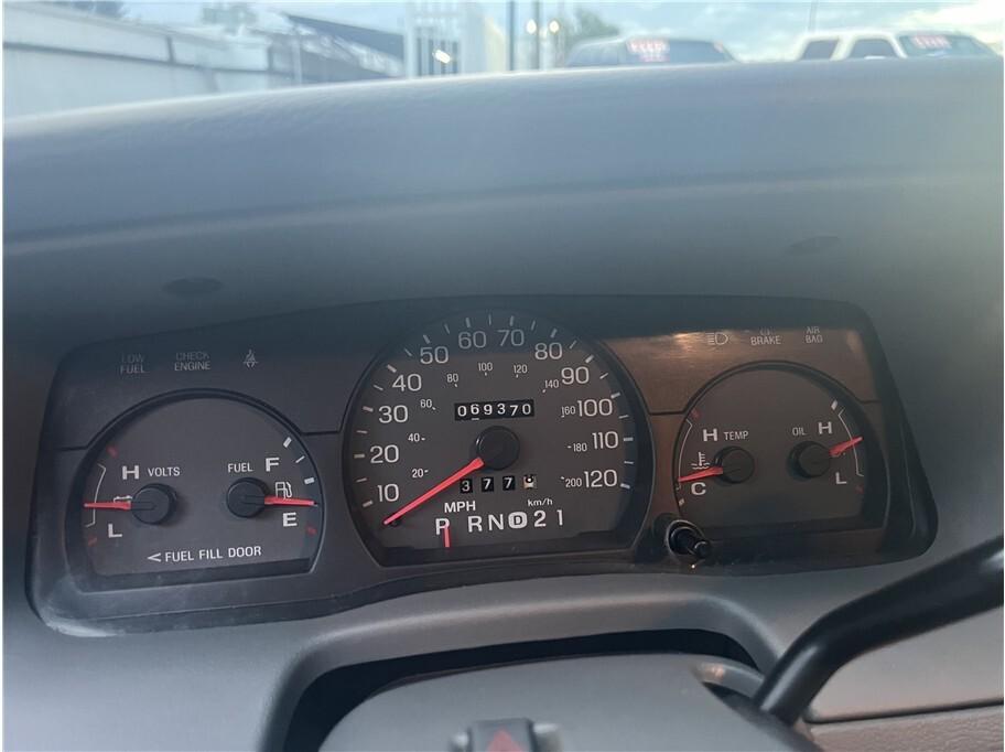 used 2004 Mercury Grand Marquis car, priced at $6,995