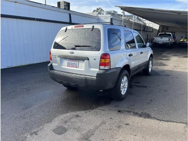 used 2005 Ford Escape car, priced at $3,995