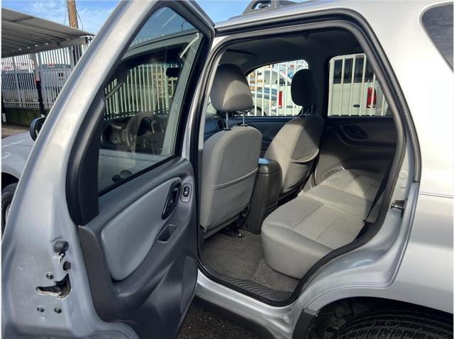 used 2005 Ford Escape car, priced at $3,995