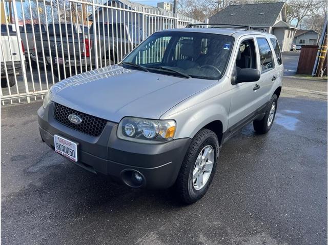 used 2005 Ford Escape car, priced at $3,995