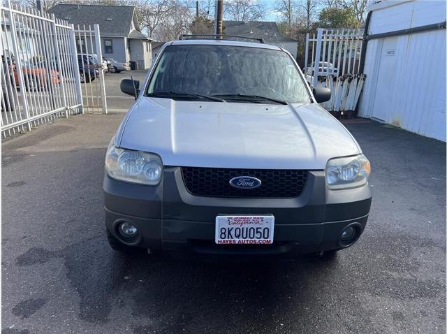 used 2005 Ford Escape car, priced at $3,995