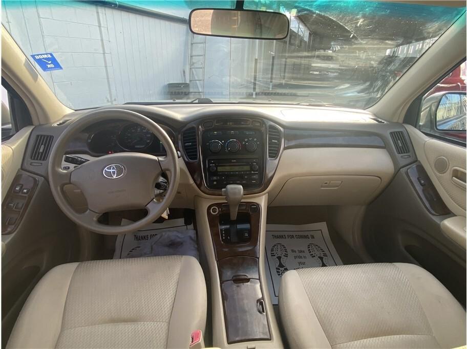used 2007 Toyota Highlander car, priced at $7,995