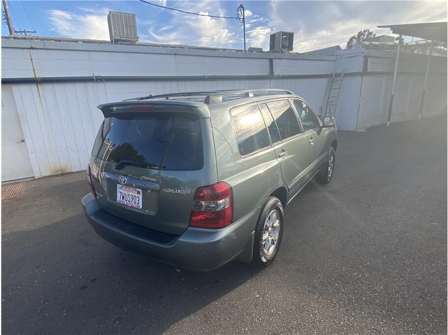 used 2007 Toyota Highlander car, priced at $7,995