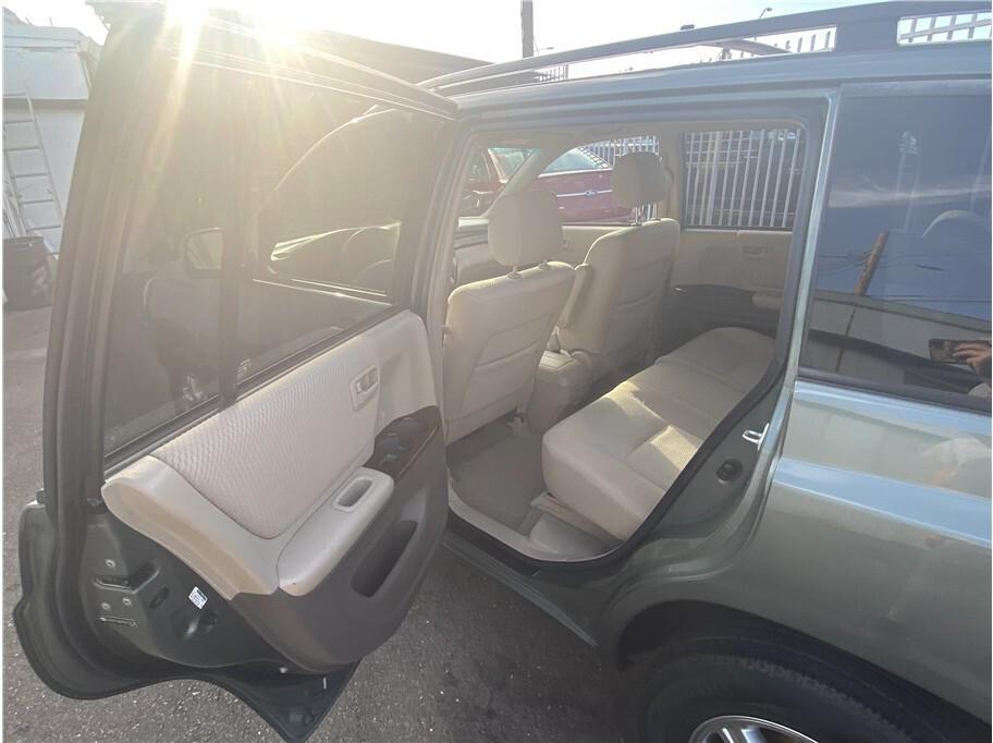 used 2007 Toyota Highlander car, priced at $7,995