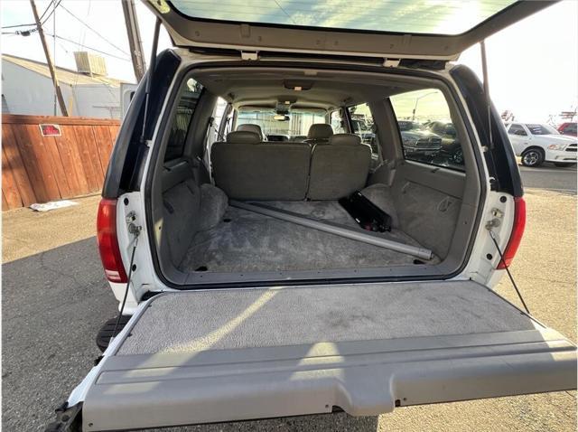 used 1997 GMC Yukon car, priced at $7,995