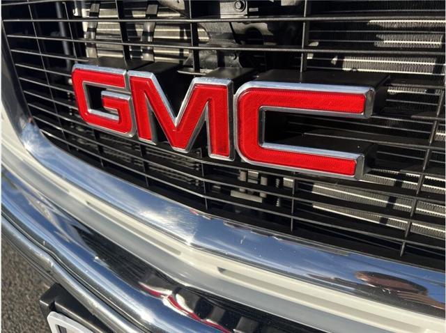 used 1997 GMC Yukon car, priced at $7,995