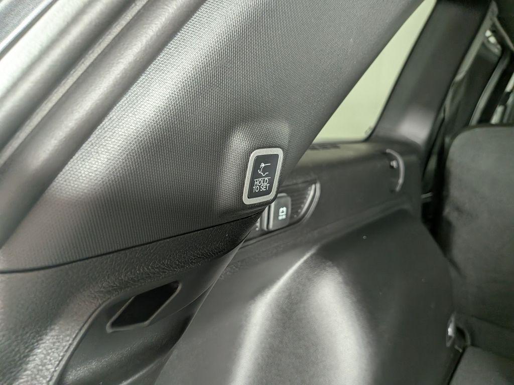 new 2025 Jeep Grand Cherokee car, priced at $50,704