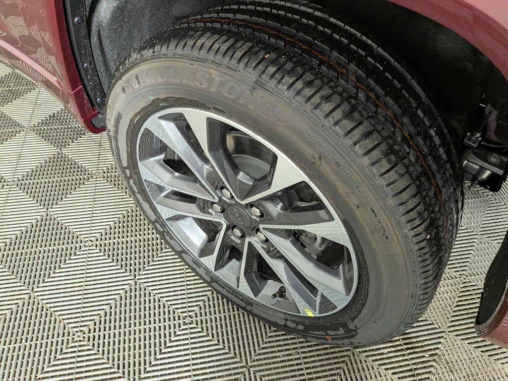 new 2025 Jeep Grand Cherokee car, priced at $54,860