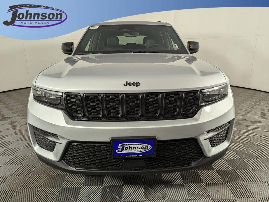 new 2025 Jeep Grand Cherokee car, priced at $43,903