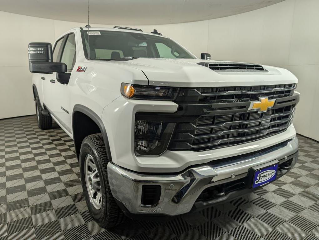 new 2025 Chevrolet Silverado 3500 car, priced at $69,784